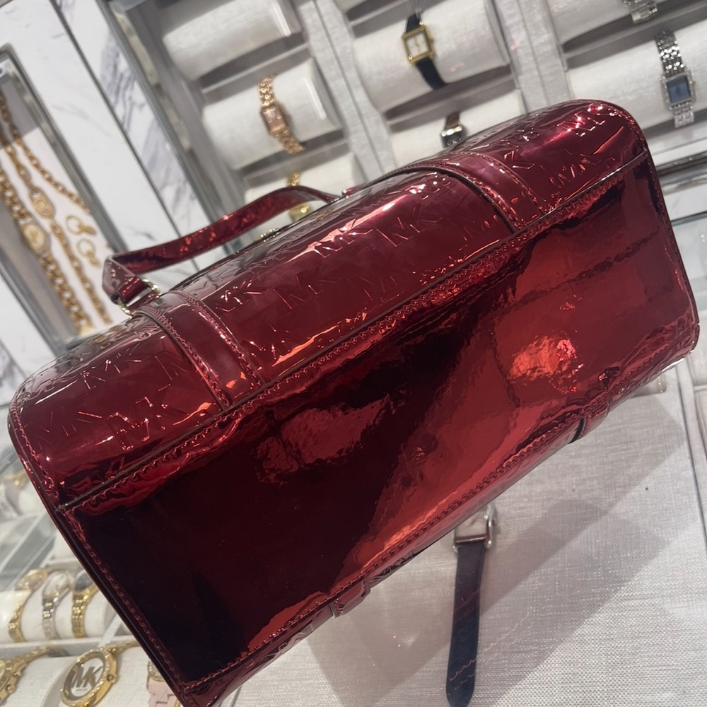 MICHAEL KORS Jet Set Medium Metallic Logo Debossed Satchel
Cherry 
NWT - Picture 6 of 15